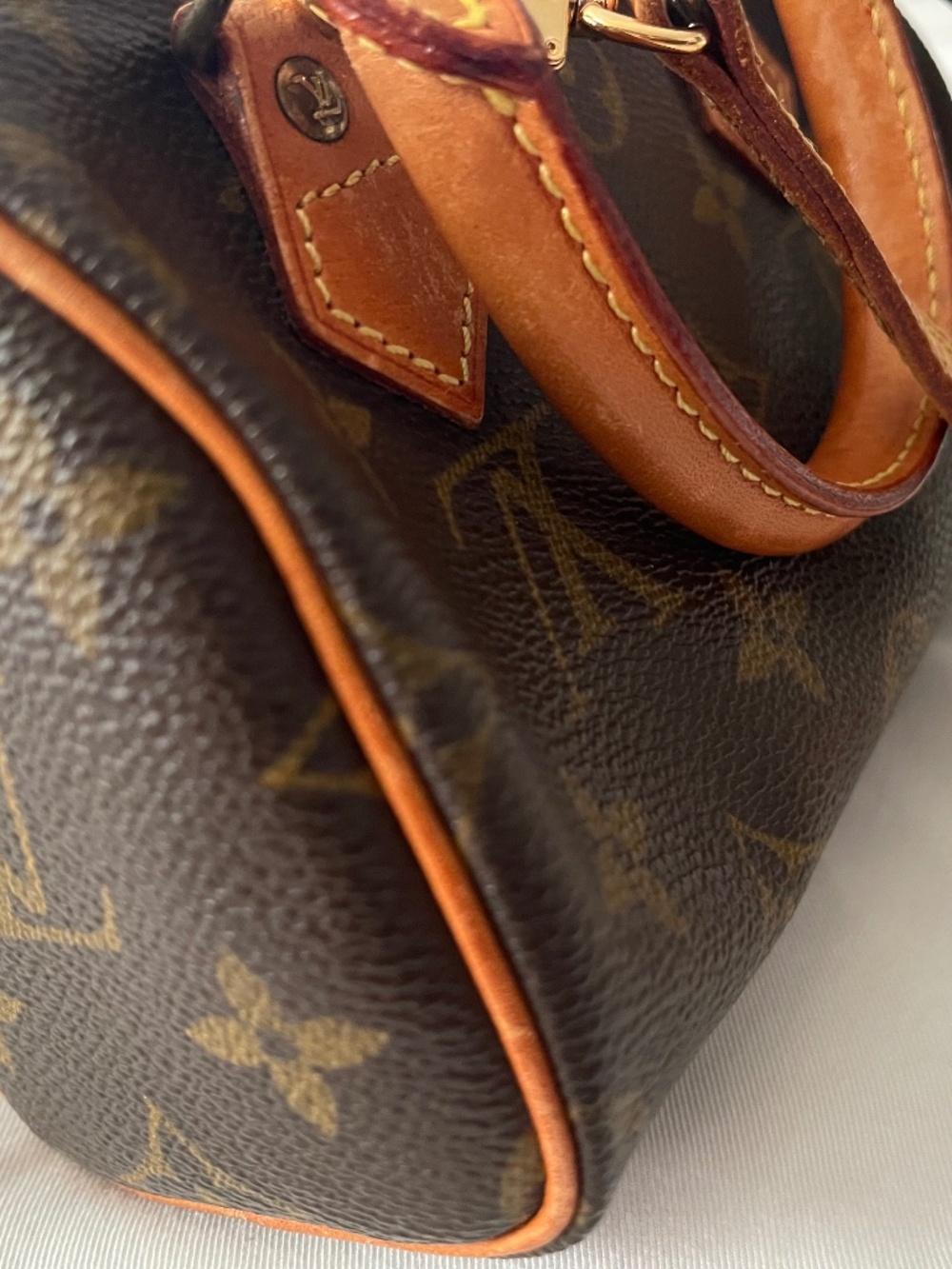 Louis Vuitton Nano Bag with Strap - Picture 12 of 16